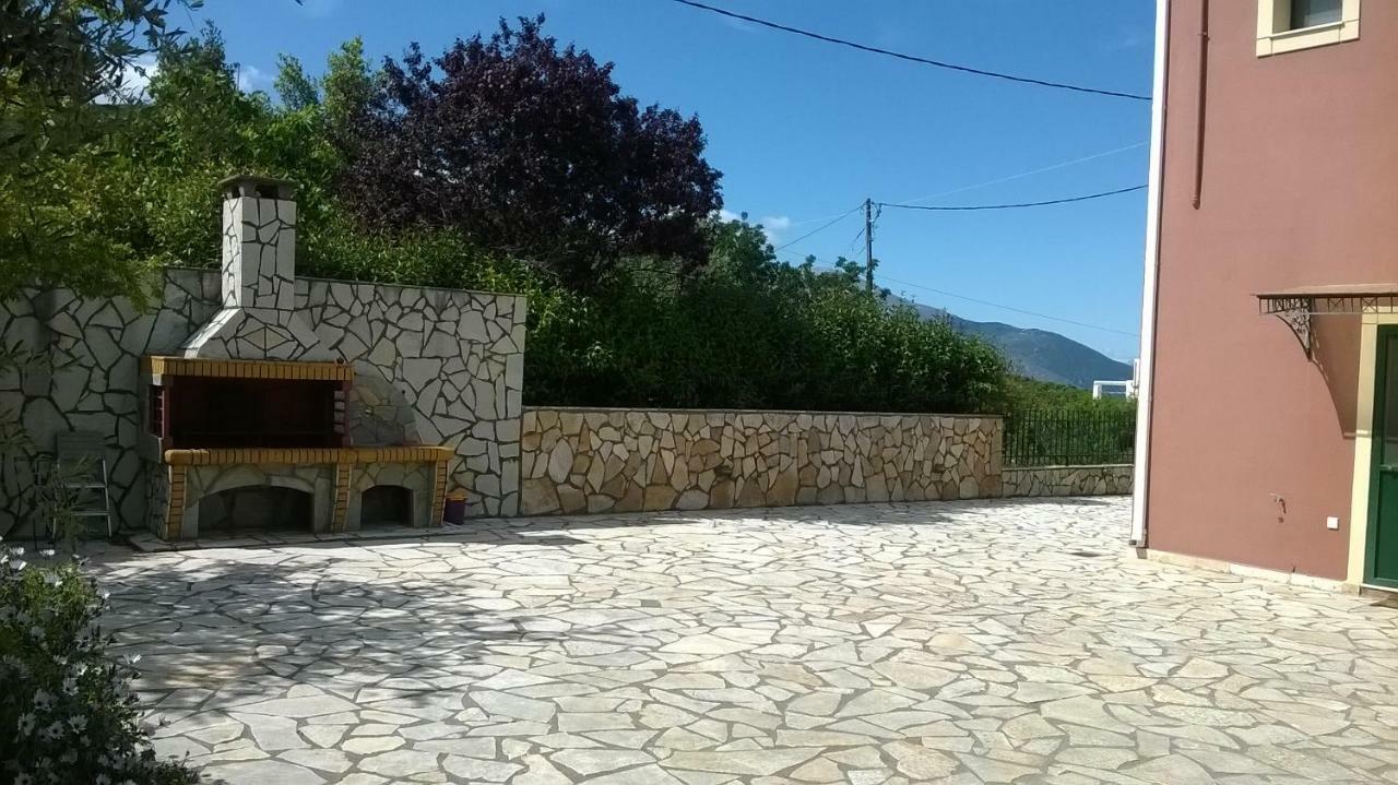 Villa Eleftheria Karavomylos Ngoại thất bức ảnh